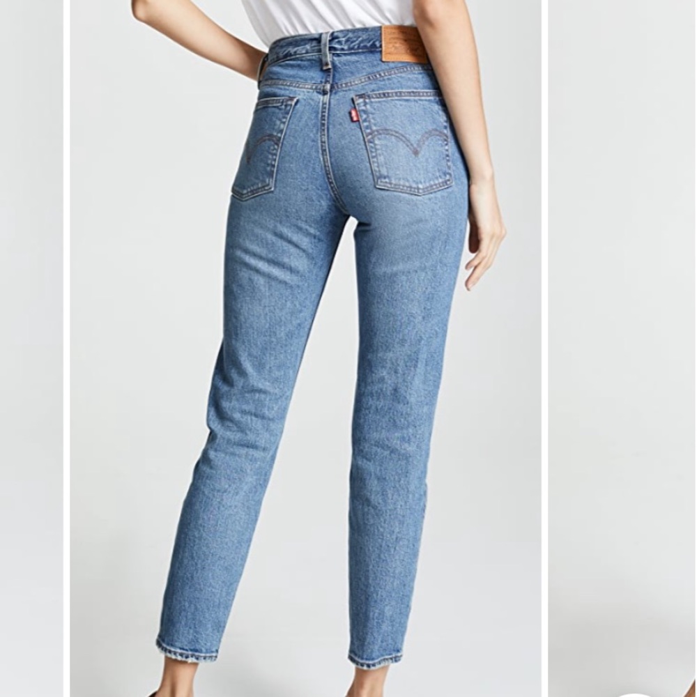 Levi’s Wedgie Icon Jeans